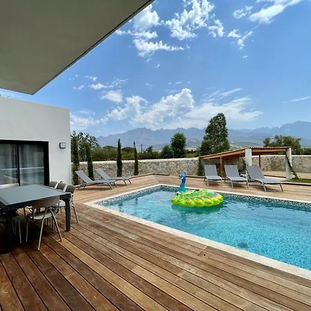 Casa Leia * Καλβί